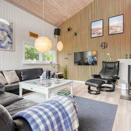 Dejligt, Hyggeligt Og Indrettet Sj428 * Harboør