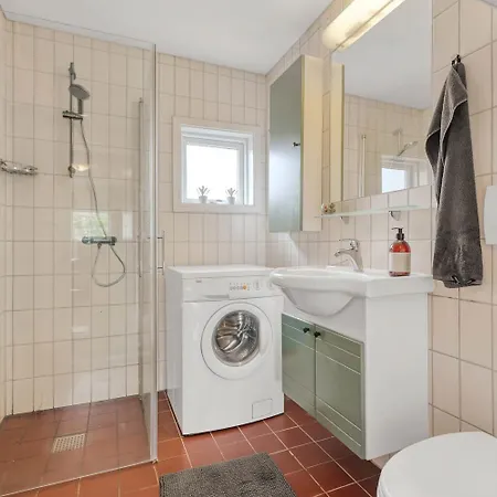 Dejligt, Hyggeligt Og Indrettet Sj428 Harboør